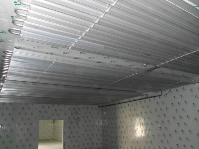 鋁排管蒸發(fā)器安裝完畢 psu (35).jpg